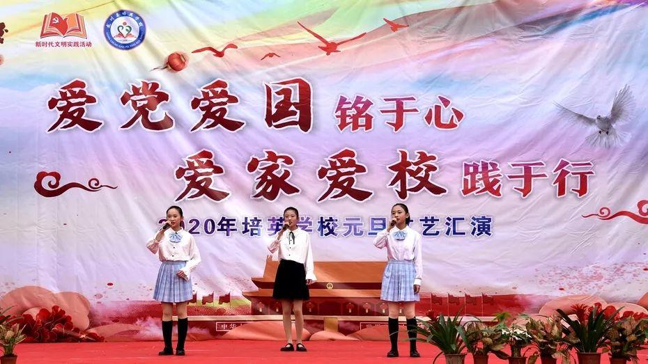 被困的老人
