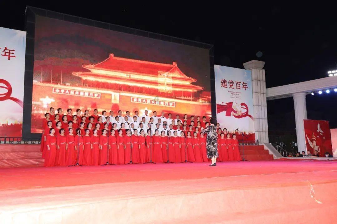 马宁掏出7张黄牌,冲上了国内热搜榜