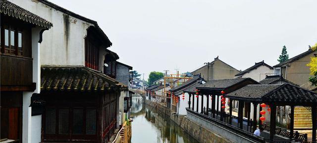脚扭伤能用纱布绷带包扎吗？游戏画面