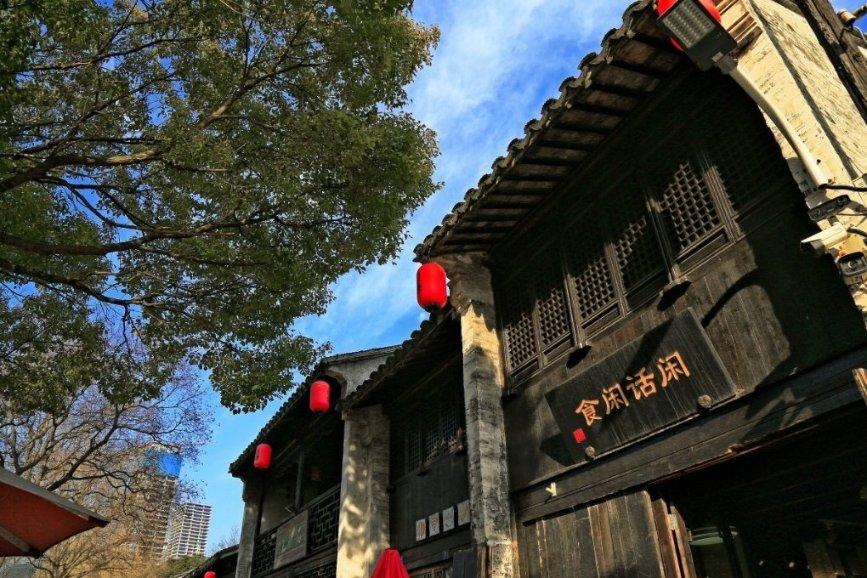 省人大代表陶春风：加快立法工作，打击伪降解塑料制品