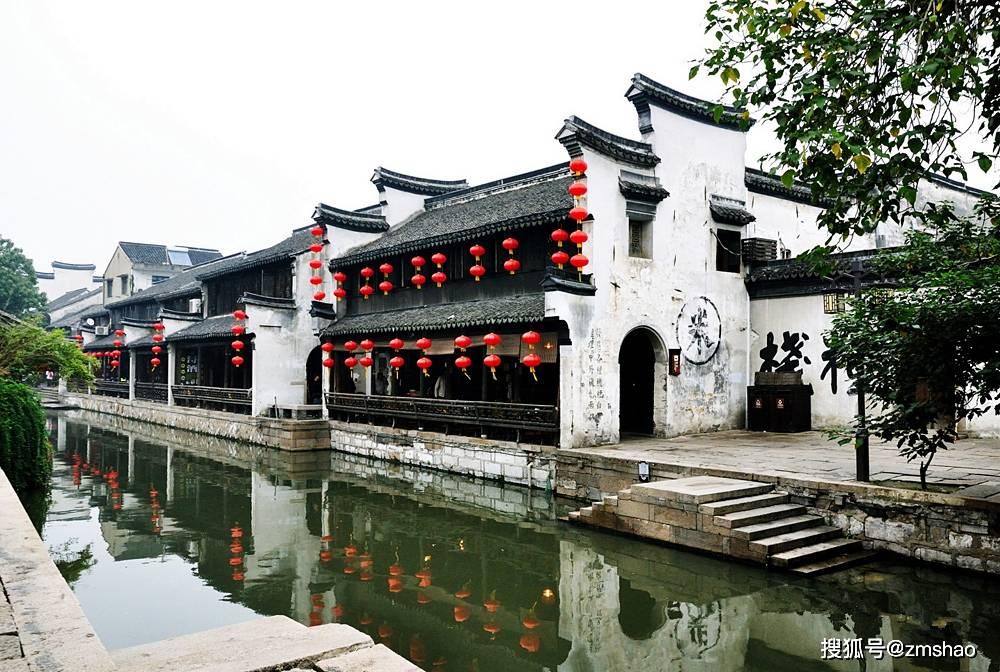层层恐惧